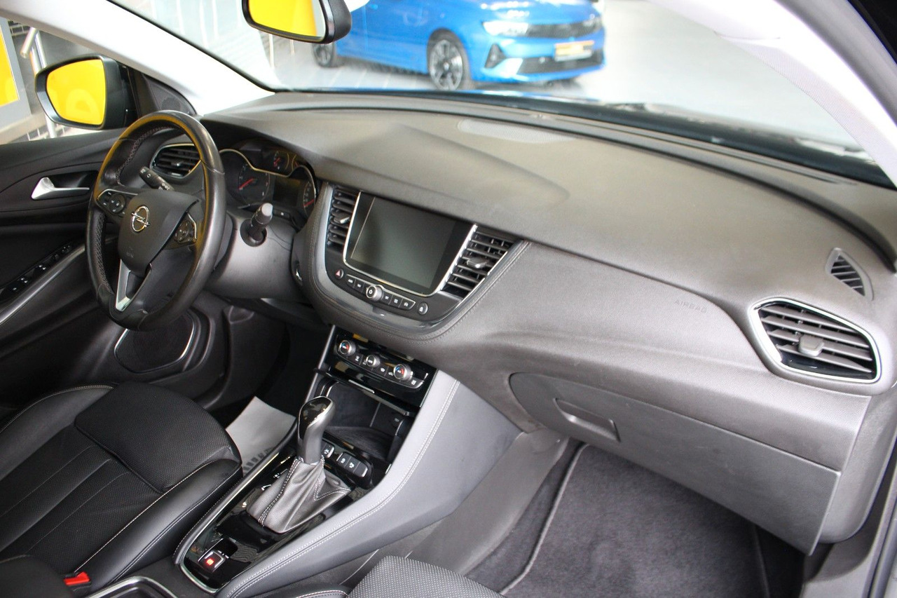 Opel Grandland X Automatik Leder Navi AHK Kamera LED - Позашляховик: фото 4 Opel Grandland X Automatik Leder Navi AHK Kamera LED - Позашляховик: фото 4