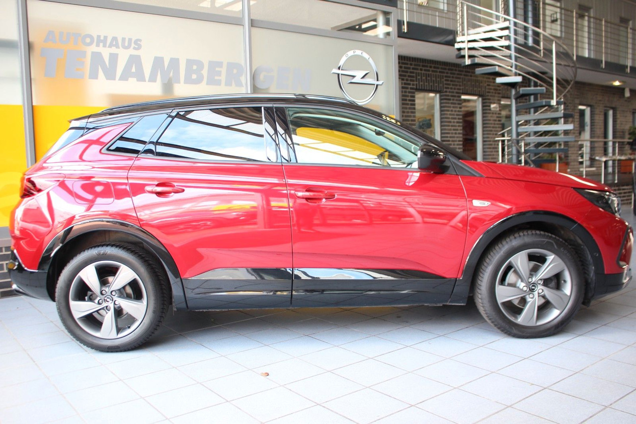 Opel Grandland X GS Line Kamera Navi LED PDC Sitzhzg - Позашляховик: фото 2 Opel Grandland X GS Line Kamera Navi LED PDC Sitzhzg - Позашляховик: фото 2