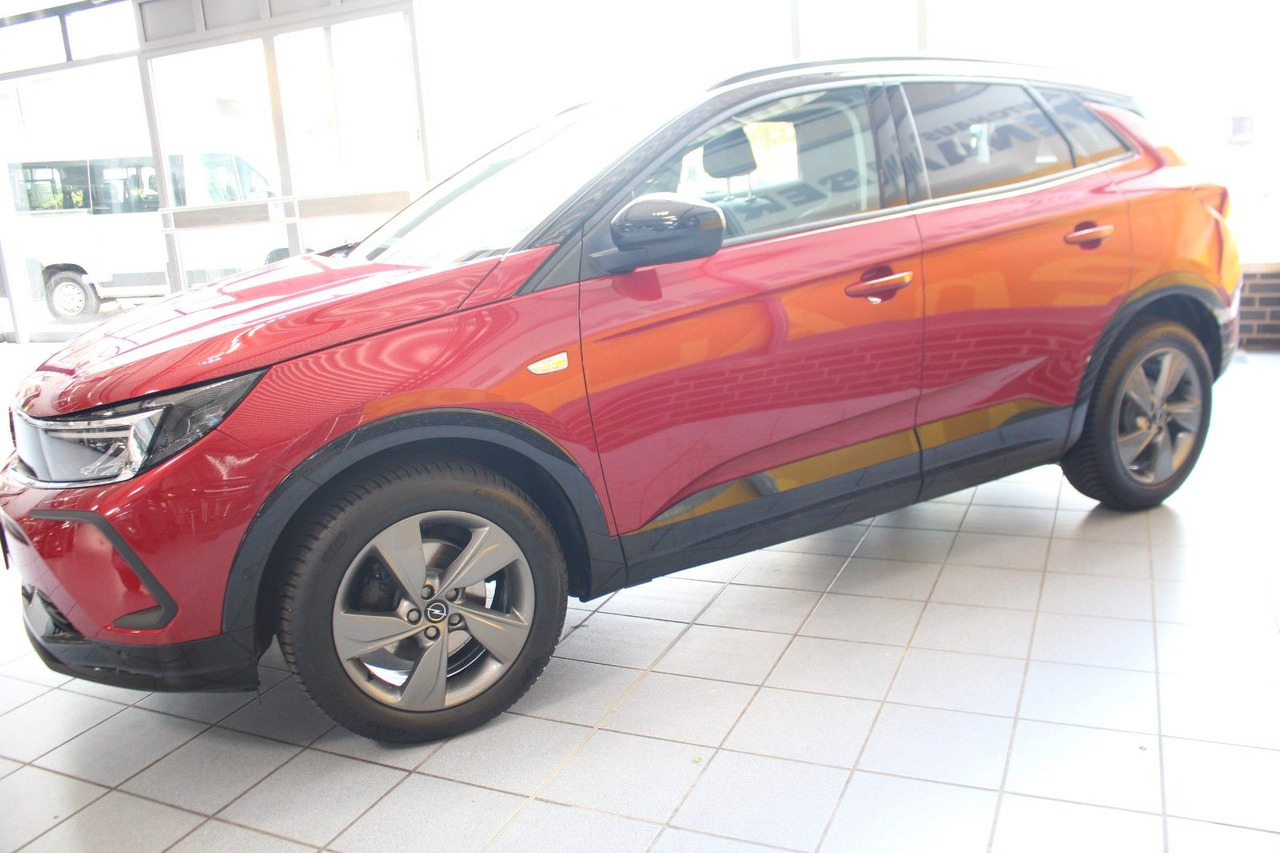Opel Grandland X GS Line Kamera Navi LED PDC Sitzhzg - Позашляховик: фото 4 Opel Grandland X GS Line Kamera Navi LED PDC Sitzhzg - Позашляховик: фото 4