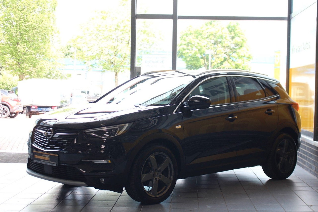 Opel Grandland X Ultimate Leder Navi Sitzlüftung AHK - Позашляховик: фото 4 Opel Grandland X Ultimate Leder Navi Sitzlüftung AHK - Позашляховик: фото 4
