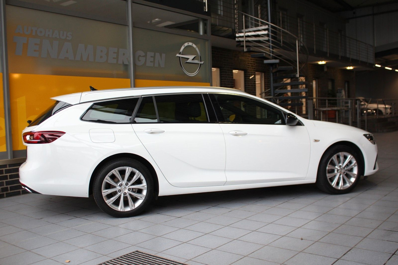 Opel Insignia Elegance DAB Navi Head Up LED Kamera - Універсал: фото 3 Opel Insignia Elegance DAB Navi Head Up LED Kamera - Універсал: фото 3