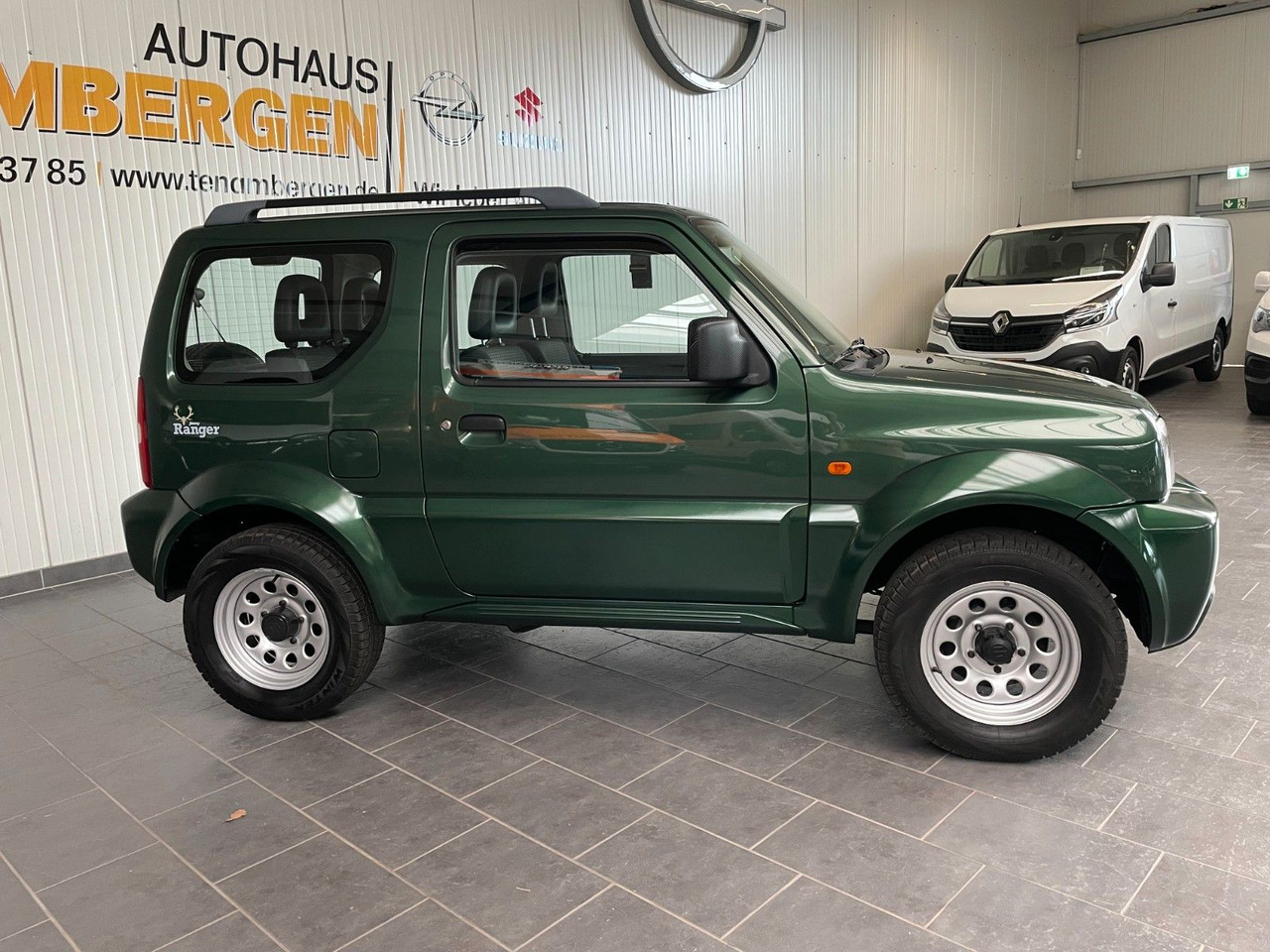 Suzuki Jimny 1.3 Allrad Ranger - Позашляховик: фото 2 Suzuki Jimny 1.3 Allrad Ranger - Позашляховик: фото 2