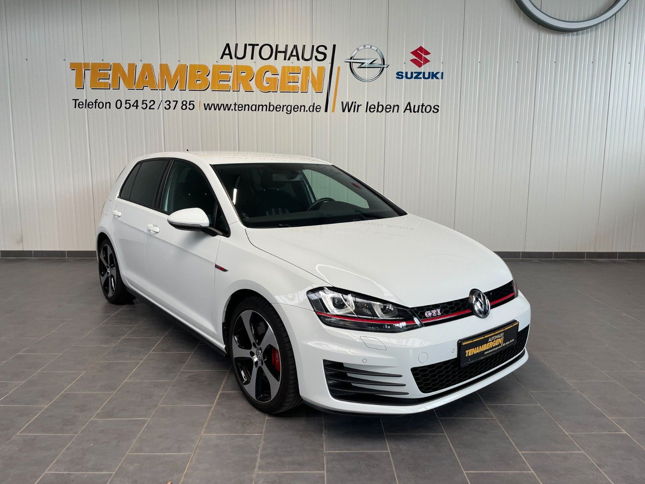 Volkswagen Golf VII GTI Performance BMT /Alu -Winterreifen - Седан: фото 1 Volkswagen Golf VII GTI Performance BMT /Alu -Winterreifen - Седан: фото 1
