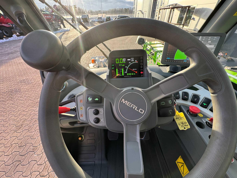 Навантажувач телескопічний Merlo TF 38.10 Merlo TF 38.10 CS: фото 11 Навантажувач телескопічний Merlo TF 38.10 Merlo TF 38.10 CS: фото 11