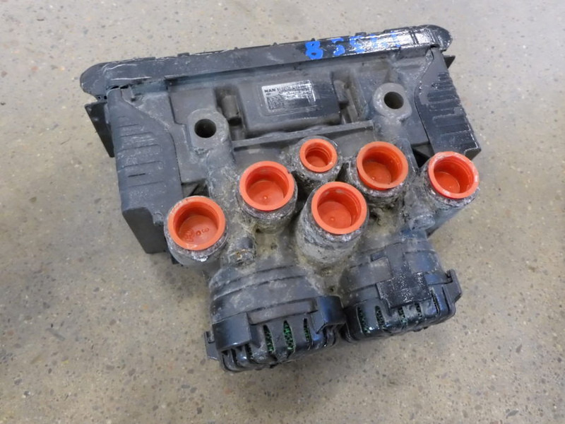 KNORR-BREMSE EBS - Деталі гальмівної системи: фото 1 KNORR-BREMSE EBS - Деталі гальмівної системи: фото 1