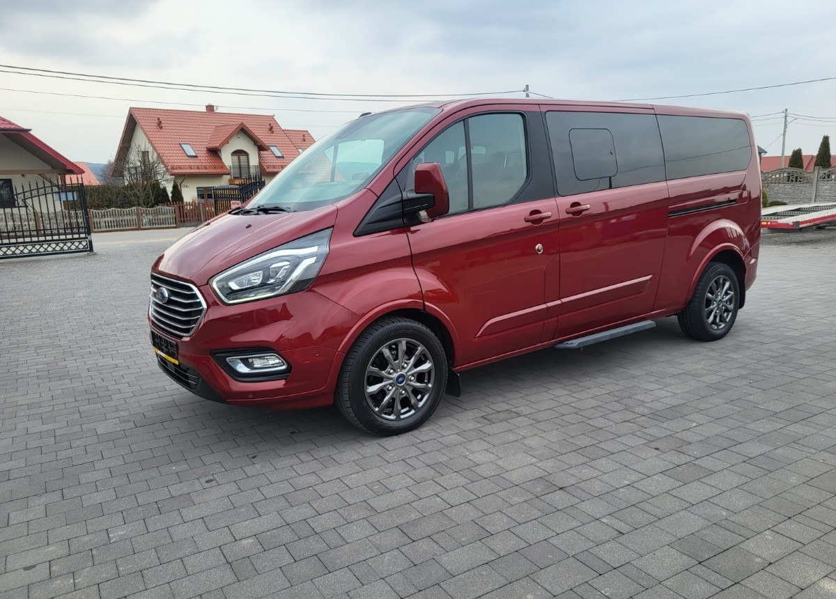 Ford Tourneo Custom Bezwypadkowy Serwisowany Automatik Tytanium X - Мікроавтобус, Пасажирський фургон: фото 3 Ford Tourneo Custom Bezwypadkowy Serwisowany Automatik Tytanium X - Мікроавтобус, Пасажирський фургон: фото 3