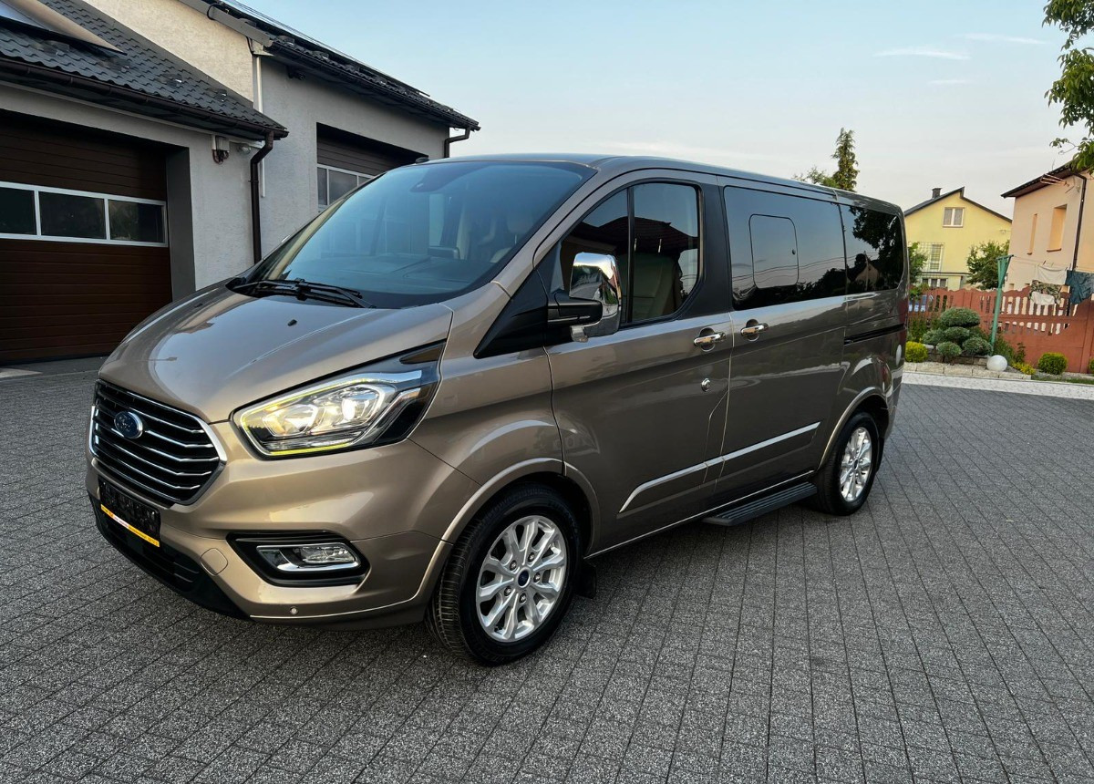 Ford Tourneo Custom Ford Turneo Tytanium X Sprowadzony Zarejstrowany - Мікроавтобус, Пасажирський фургон: фото 5 Ford Tourneo Custom Ford Turneo Tytanium X Sprowadzony Zarejstrowany - Мікроавтобус, Пасажирський фургон: фото 5