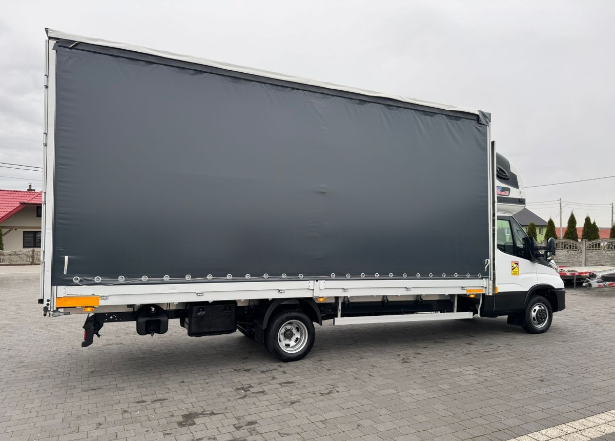Iveco 50C18 DMC 3500kg. 15 europalet Salonowy I właściciel Iveco 3.0180ps 350kg. Salonowe Serwisowane - Тентований фургон: фото 4 Iveco 50C18 DMC 3500kg. 15 europalet Salonowy I właściciel Iveco 3.0180ps 350kg. Salonowe Serwisowane - Тентований фургон: фото 4