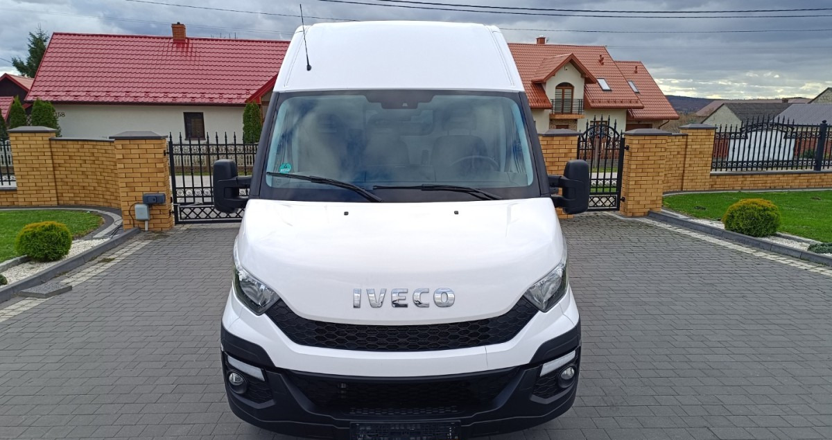 Суцільнометалевий фургон Iveco Daily 35C13 Blaszak L3H2 na bliźniakach VAT 23: фото 8 Суцільнометалевий фургон Iveco Daily 35C13 Blaszak L3H2 na bliźniakach VAT 23: фото 8