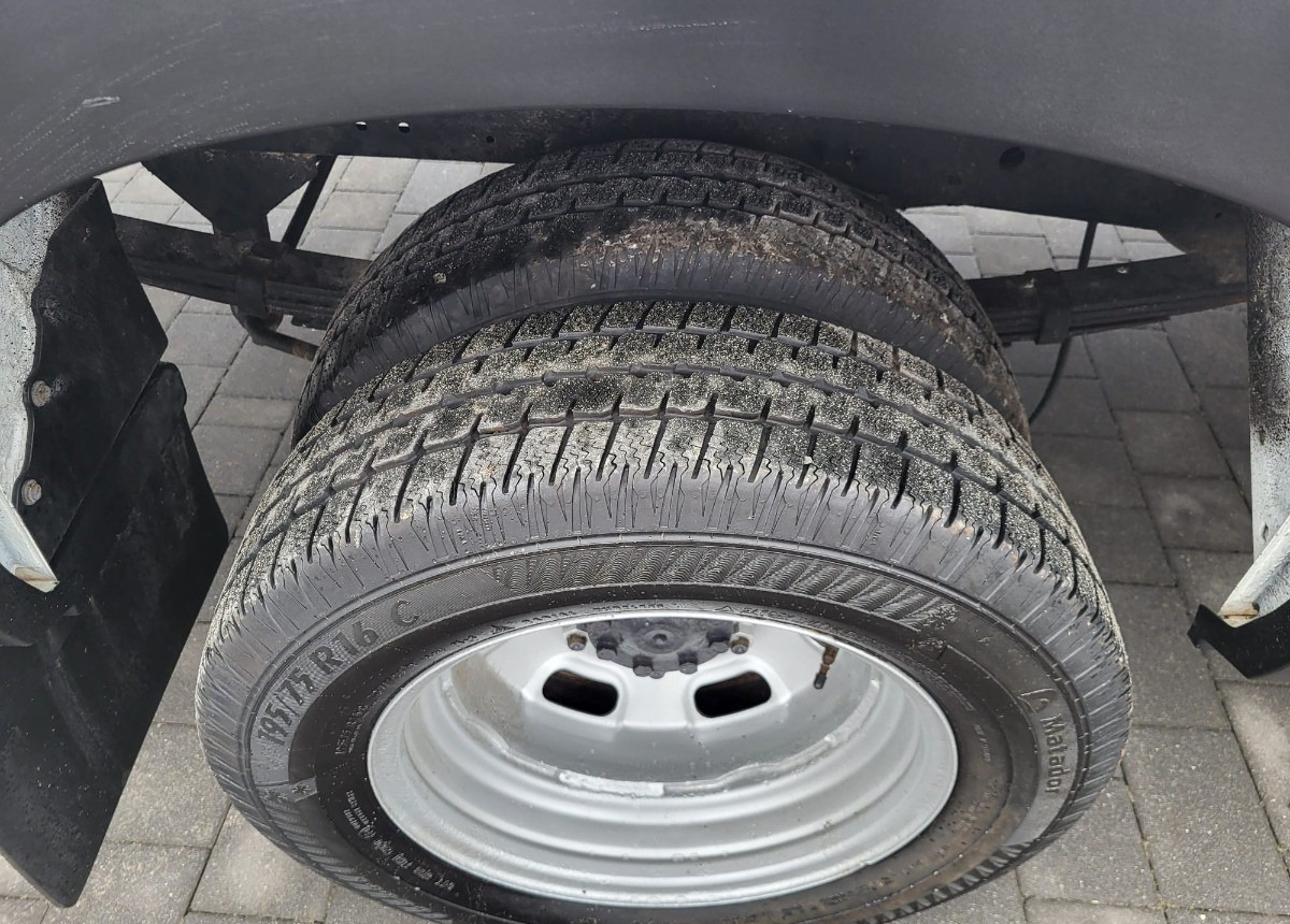 Суцільнометалевий фургон Iveco Daily 35C13 Blaszak L3H2 na bliźniakach VAT 23: фото 18 Суцільнометалевий фургон Iveco Daily 35C13 Blaszak L3H2 na bliźniakach VAT 23: фото 18