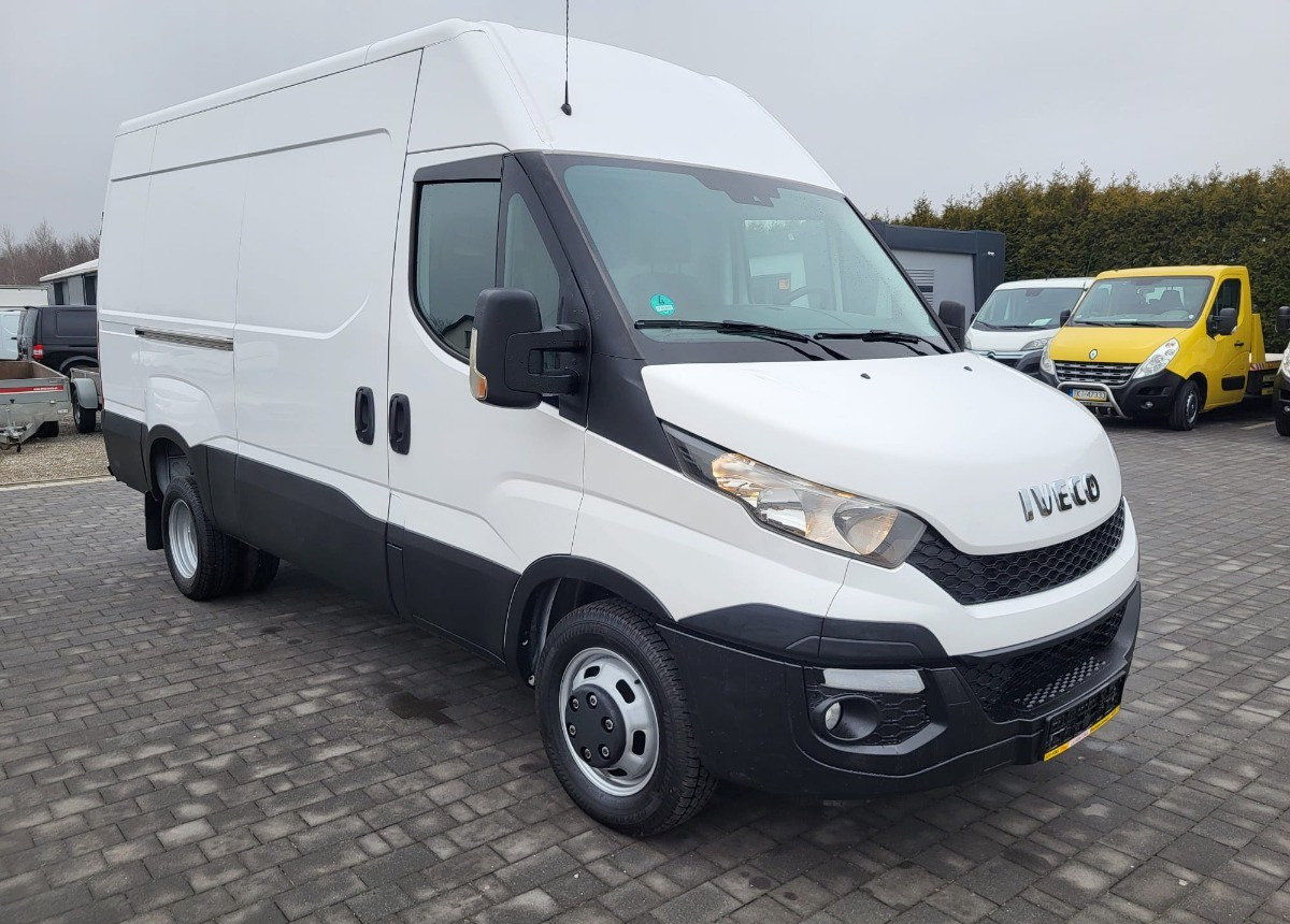Суцільнометалевий фургон Iveco Daily 35C13 Blaszak L3H2 na bliźniakach VAT 23: фото 15 Суцільнометалевий фургон Iveco Daily 35C13 Blaszak L3H2 na bliźniakach VAT 23: фото 15