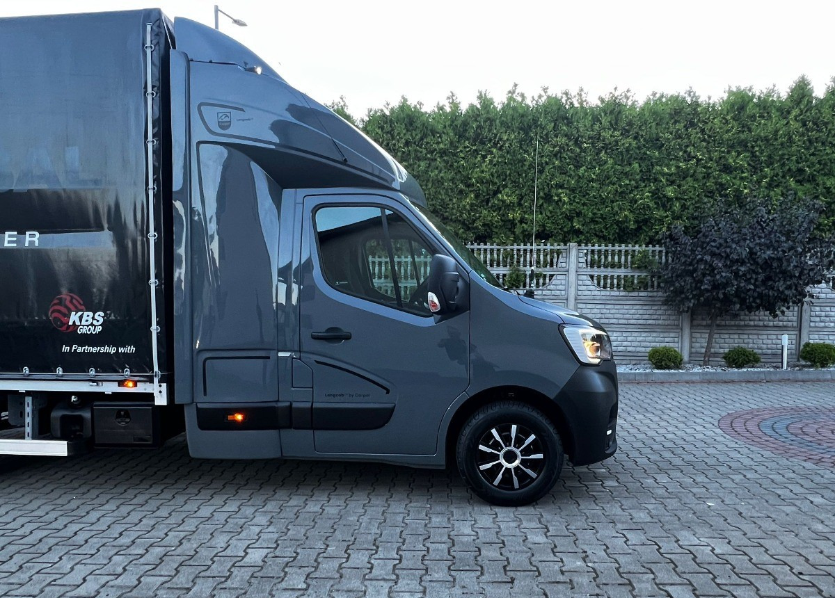 Renault Master Stan Idealny Salon Polska I właściciel Renault Bezwypadkowy Serwisowany - Тентований фургон: фото 4 Renault Master Stan Idealny Salon Polska I właściciel Renault Bezwypadkowy Serwisowany - Тентований фургон: фото 4