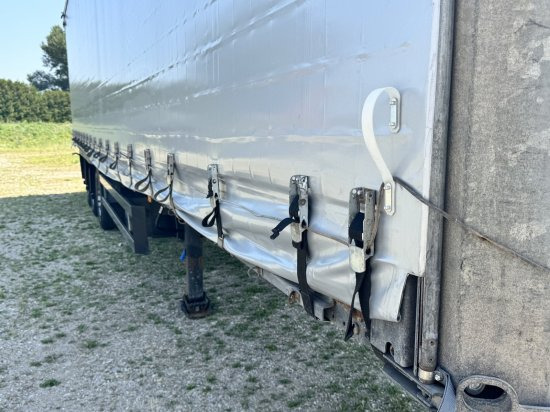 Schmitz SCS BS/Curtainsider S3T - Тентований напівпричіп: фото 5 Schmitz SCS BS/Curtainsider S3T - Тентований напівпричіп: фото 5