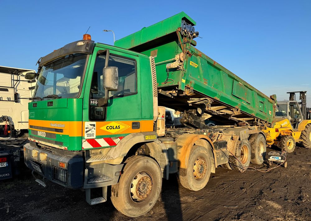 Iveco EuroTrakker - Самоскид вантажівка: фото 1 Iveco EuroTrakker - Самоскид вантажівка: фото 1