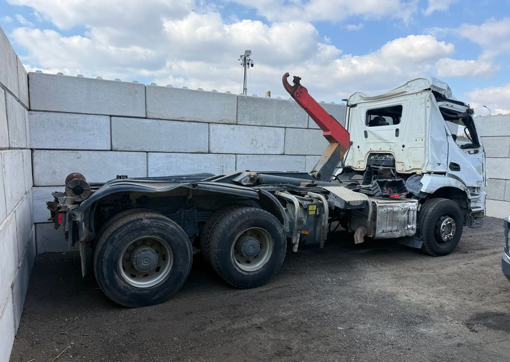 Mercedes-Benz Arocs 2640 - Гаковий мультиліфт вантажівка: фото 3 Mercedes-Benz Arocs 2640 - Гаковий мультиліфт вантажівка: фото 3