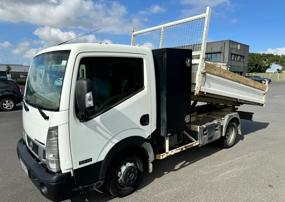 Nissan NT400 - Самоскид вантажівка: фото 1 Nissan NT400 - Самоскид вантажівка: фото 1