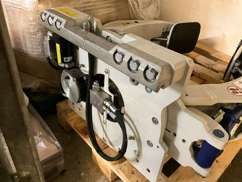 CASCADE - Металообробний верстат: фото 5 CASCADE - Металообробний верстат: фото 5