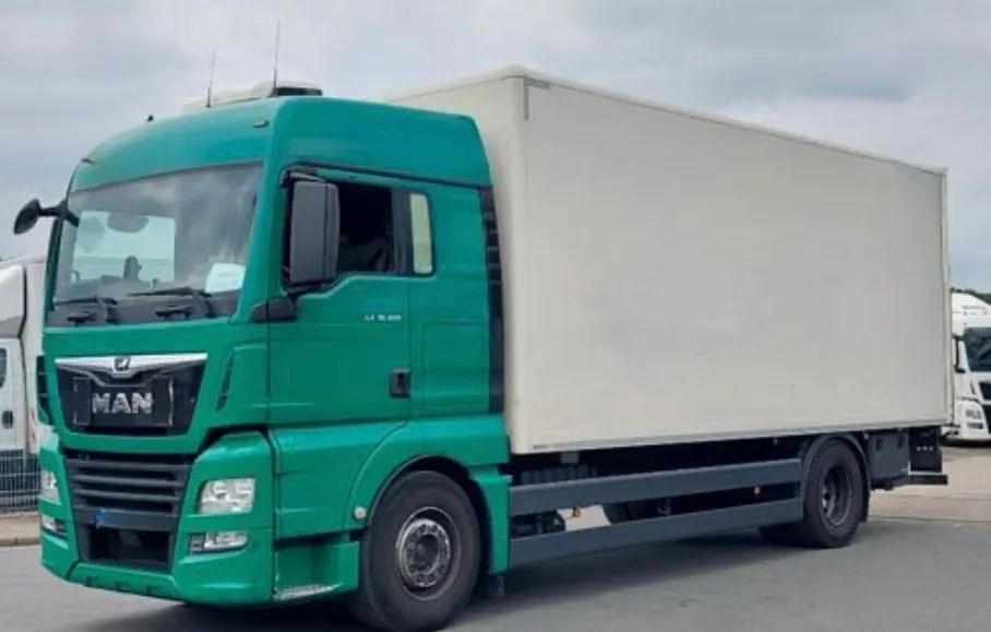 MAN TGX 18.420/ KONTENER 7,2m - Вантажівка з закритим кузовом: фото 1 MAN TGX 18.420/ KONTENER 7,2m - Вантажівка з закритим кузовом: фото 1