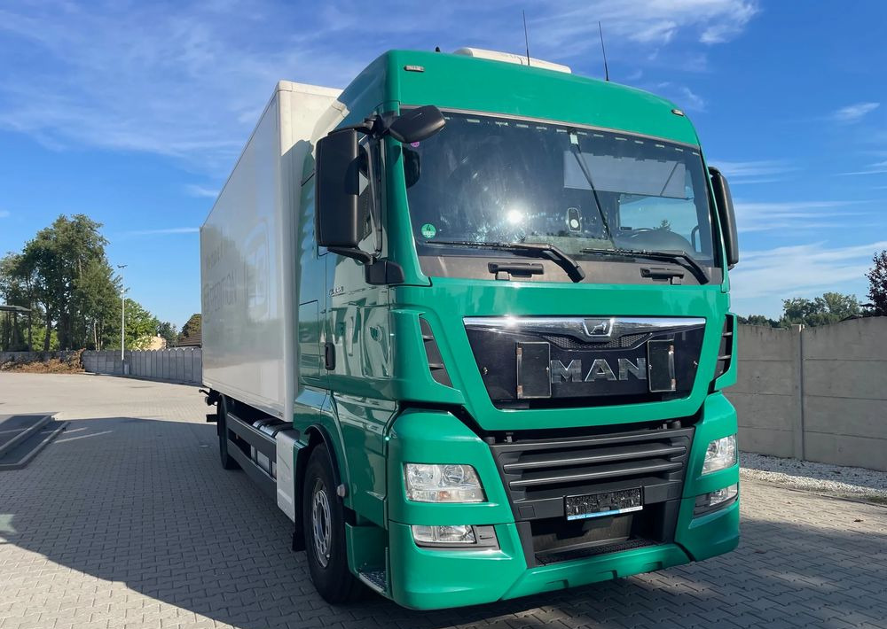 MAN TGX 18.420/ KONTENER 7,2m - Вантажівка з закритим кузовом: фото 3 MAN TGX 18.420/ KONTENER 7,2m - Вантажівка з закритим кузовом: фото 3