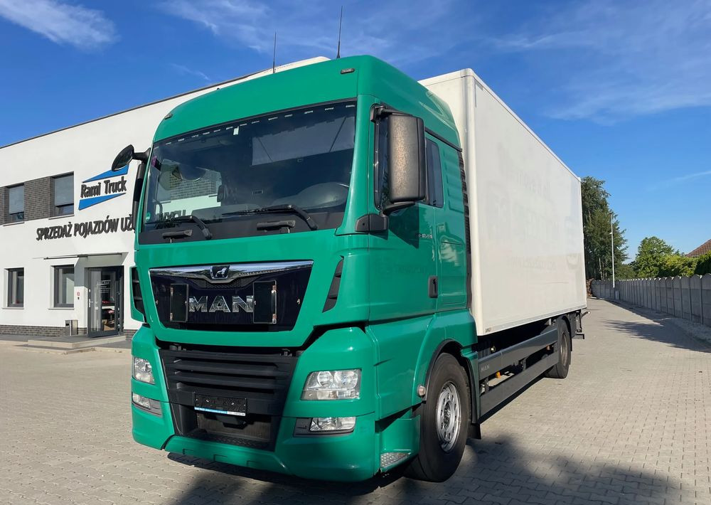 MAN TGX 18.420/ KONTENER 7,2m - Вантажівка з закритим кузовом: фото 1 MAN TGX 18.420/ KONTENER 7,2m - Вантажівка з закритим кузовом: фото 1