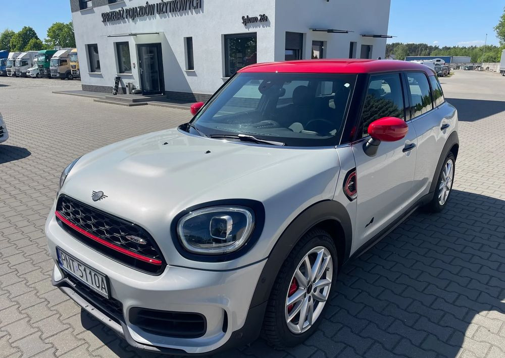 MINI John Cooper Works Countryman All4 - Позашляховик: фото 1 MINI John Cooper Works Countryman All4 - Позашляховик: фото 1