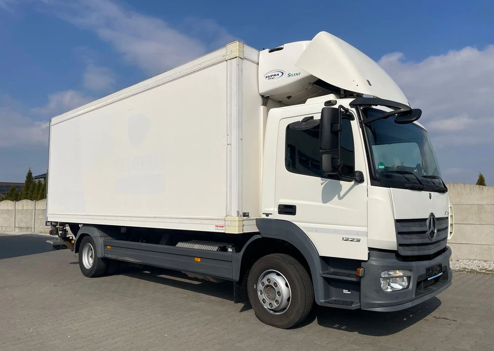 Mercedes-Benz ATEGO 1223/ CHŁODNIA/ 15 PALET - Рефрижератор вантажівка: фото 4 Mercedes-Benz ATEGO 1223/ CHŁODNIA/ 15 PALET - Рефрижератор вантажівка: фото 4