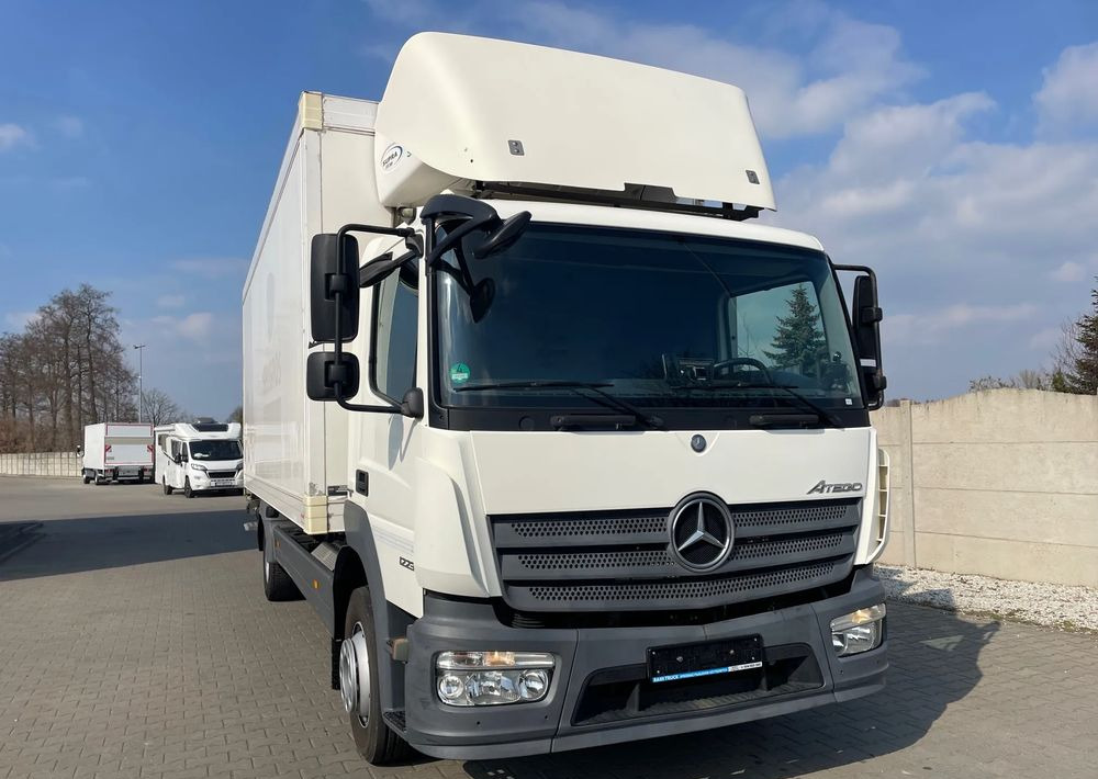 Mercedes-Benz ATEGO 1223/ CHŁODNIA/ 15 PALET - Рефрижератор вантажівка: фото 3 Mercedes-Benz ATEGO 1223/ CHŁODNIA/ 15 PALET - Рефрижератор вантажівка: фото 3
