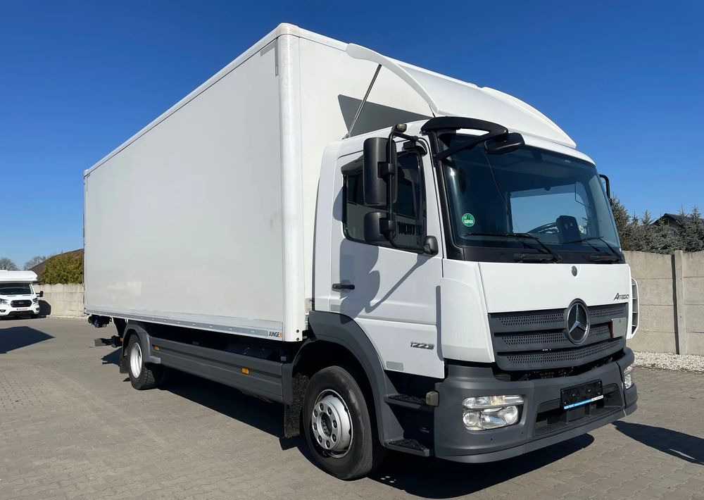 Mercedes-Benz ATEGO 1223 - Вантажівка з закритим кузовом: фото 2 Mercedes-Benz ATEGO 1223 - Вантажівка з закритим кузовом: фото 2
