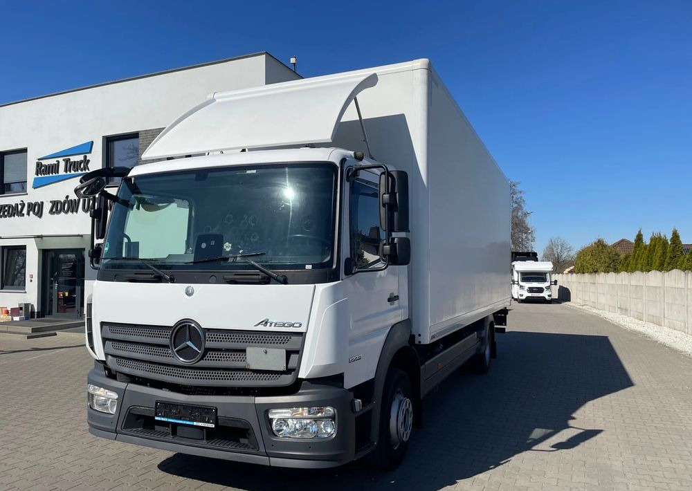 Mercedes-Benz ATEGO 1223 - Вантажівка з закритим кузовом: фото 1 Mercedes-Benz ATEGO 1223 - Вантажівка з закритим кузовом: фото 1