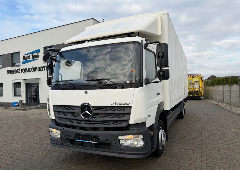 Mercedes-Benz ATEGO 1318 IZOTERMA 20 PALET! - Вантажівка з закритим кузовом: фото 1 Mercedes-Benz ATEGO 1318 IZOTERMA 20 PALET! - Вантажівка з закритим кузовом: фото 1