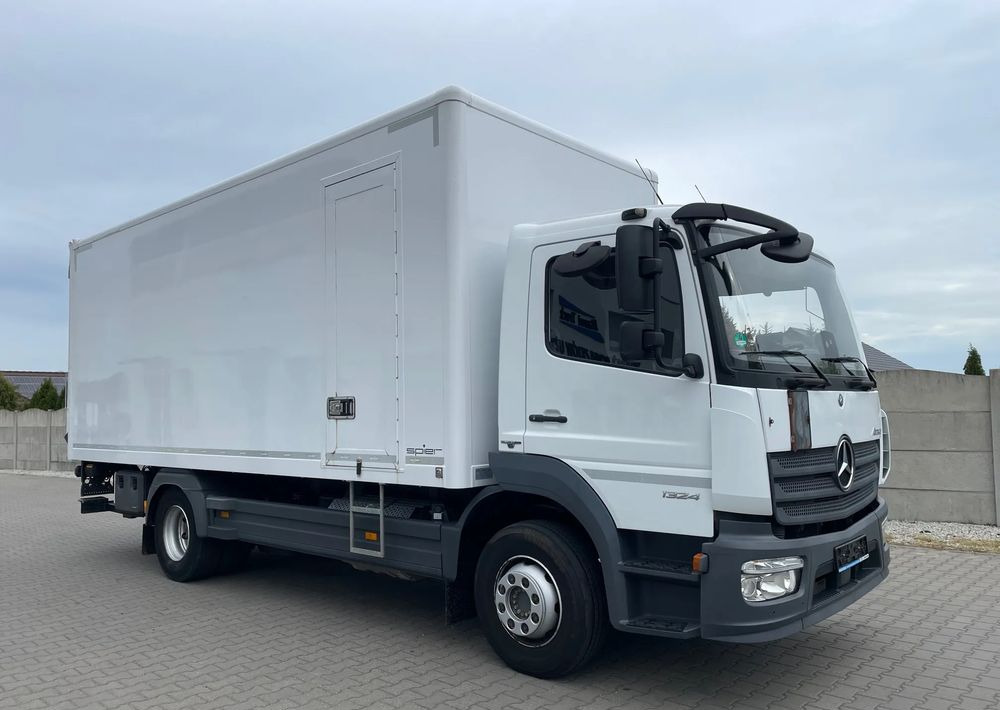 Mercedes-Benz ATEGO 1324, 15 EUROPALET, ŁADOWNOŚĆ 7,5 T - Вантажівка з закритим кузовом: фото 2 Mercedes-Benz ATEGO 1324, 15 EUROPALET, ŁADOWNOŚĆ 7,5 T - Вантажівка з закритим кузовом: фото 2