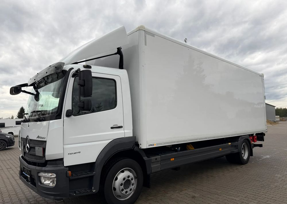 Mercedes-Benz ATEGO 1524 - Вантажівка з закритим кузовом: фото 2 Mercedes-Benz ATEGO 1524 - Вантажівка з закритим кузовом: фото 2