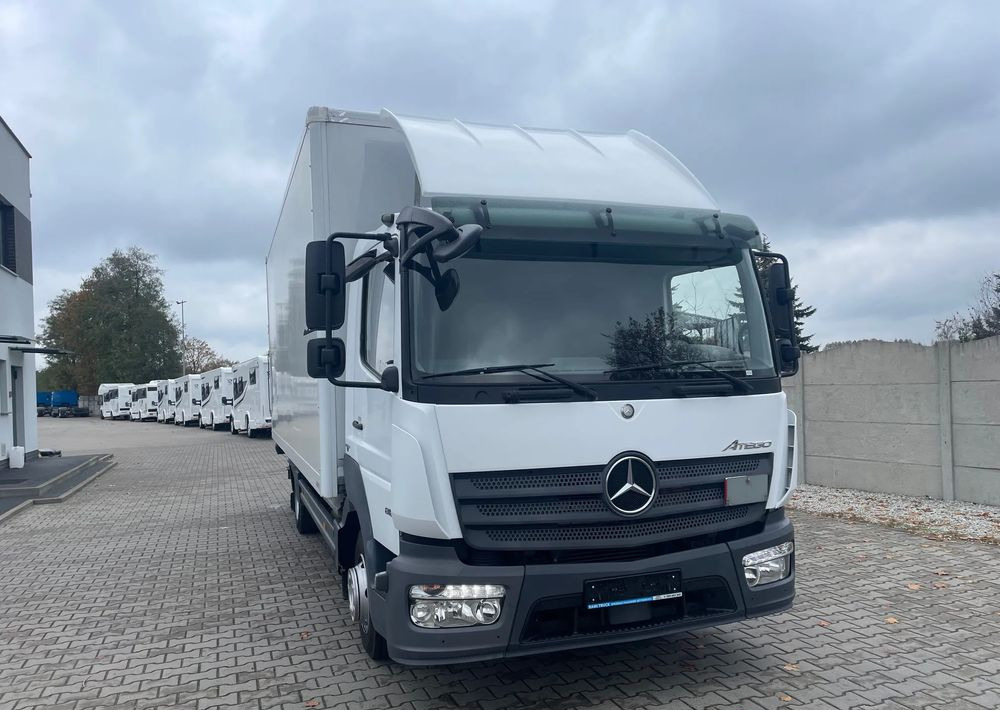 Mercedes-Benz ATEGO 816 DMC 8600 kg - Вантажівка з закритим кузовом: фото 2 Mercedes-Benz ATEGO 816 DMC 8600 kg - Вантажівка з закритим кузовом: фото 2