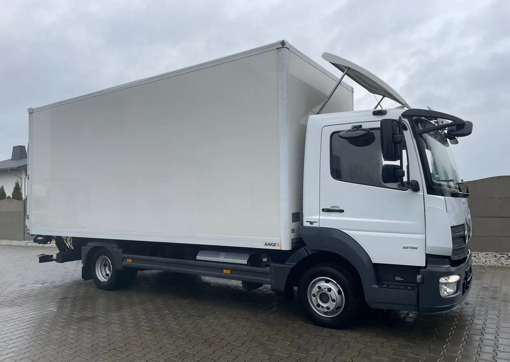 Mercedes-Benz ATEGO 816,ładowność 3 tony! - Вантажівка з закритим кузовом: фото 4 Mercedes-Benz ATEGO 816,ładowność 3 tony! - Вантажівка з закритим кузовом: фото 4