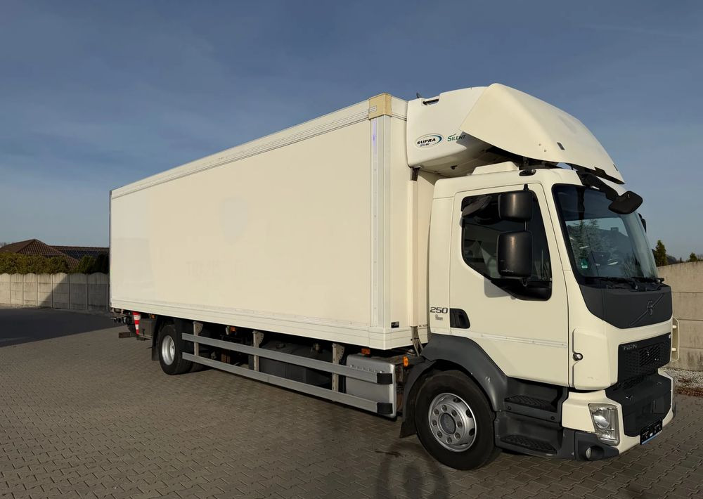 Volvo FL 16.250/ 19 PALET/ Ładownośc 6 ton/ na poduszkach! - Рефрижератор вантажівка: фото 5 Volvo FL 16.250/ 19 PALET/ Ładownośc 6 ton/ na poduszkach! - Рефрижератор вантажівка: фото 5