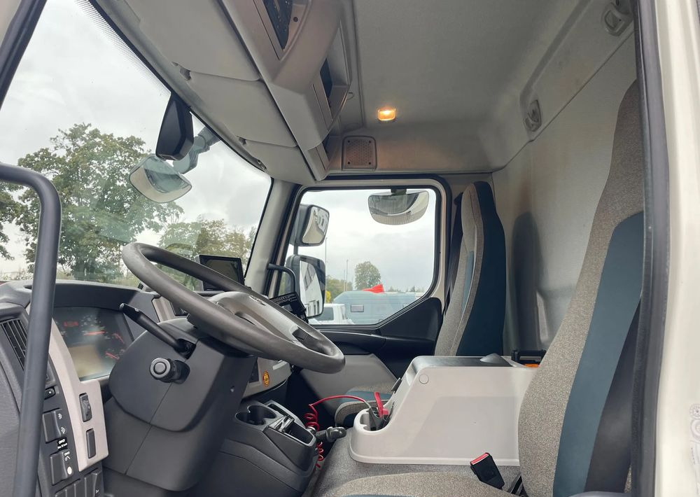 Рефрижератор вантажівка Volvo FL 16.250 CHŁODNIA: фото 16 Рефрижератор вантажівка Volvo FL 16.250 CHŁODNIA: фото 16