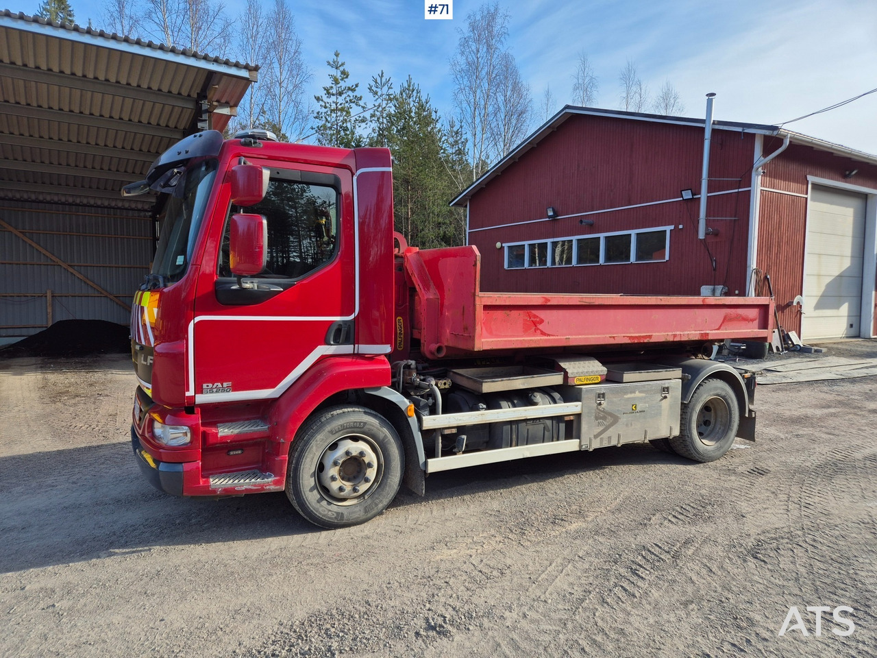 DAF LF55 Hook pallet - Гаковий мультиліфт вантажівка: фото 1 DAF LF55 Hook pallet - Гаковий мультиліфт вантажівка: фото 1