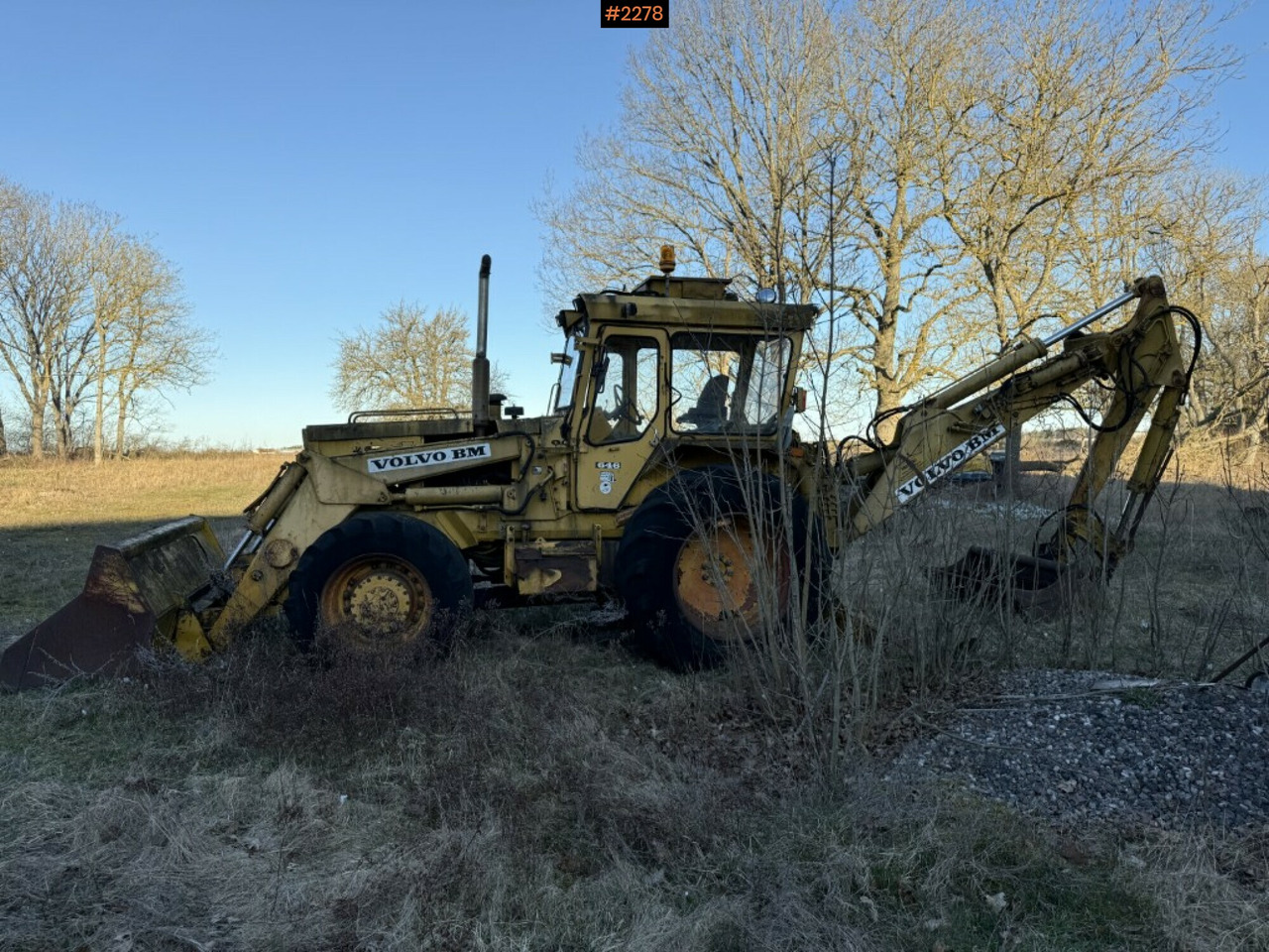 Backhoe loader Volvo BM 646 with attachments Repair object - Екскаватор-навантажувач: фото 3 Backhoe loader Volvo BM 646 with attachments Repair object - Екскаватор-навантажувач: фото 3