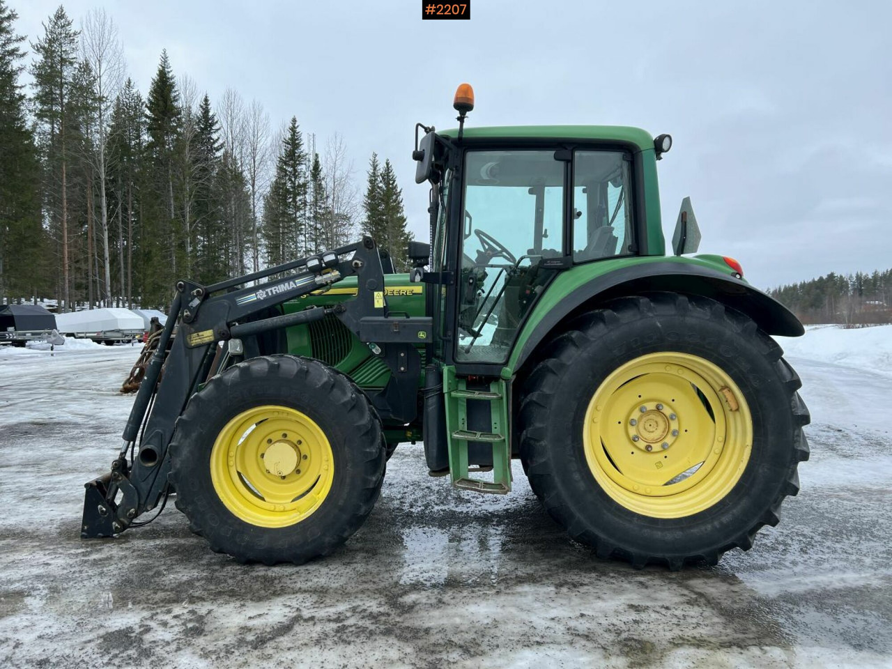 Tractor JOHN DEERE 6420S - Трактор: фото 3 Tractor JOHN DEERE 6420S - Трактор: фото 3