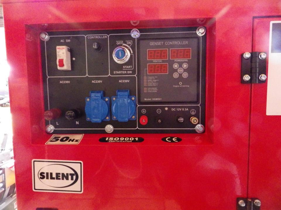 Notstrom Silent Diesel-Generator 6 KW ( €1050,00 netto ) - Електричний генератор: фото 1 Notstrom Silent Diesel-Generator 6 KW ( €1050,00 netto ) - Електричний генератор: фото 1