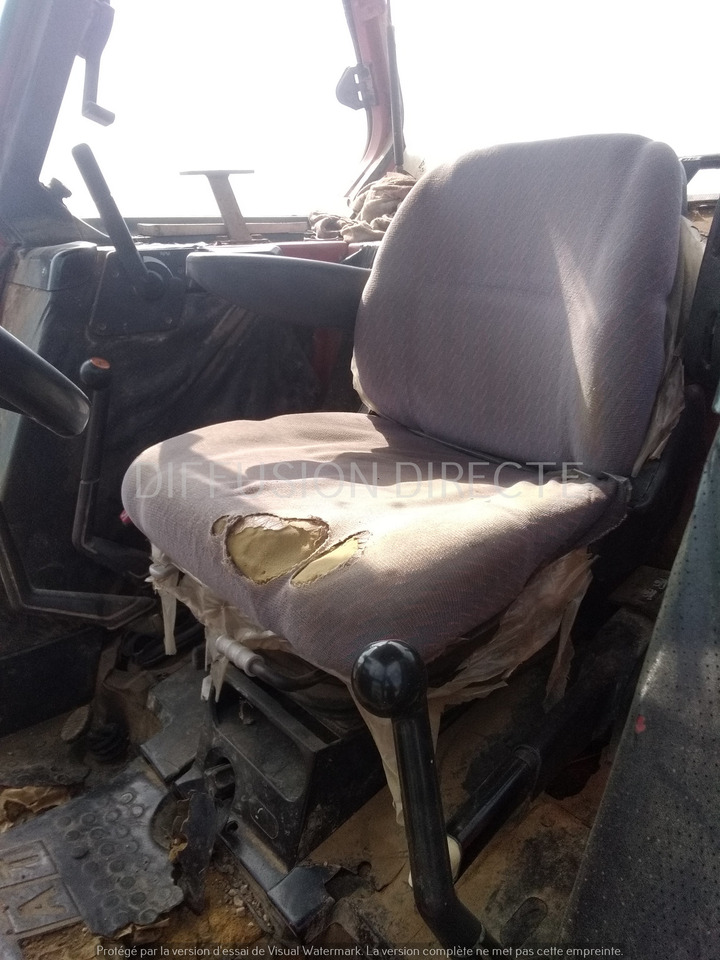 FIAT TRACTEUR AGRICOLE 80-90 DT в лізинг FIAT TRACTEUR AGRICOLE 80-90 DT: фото 6