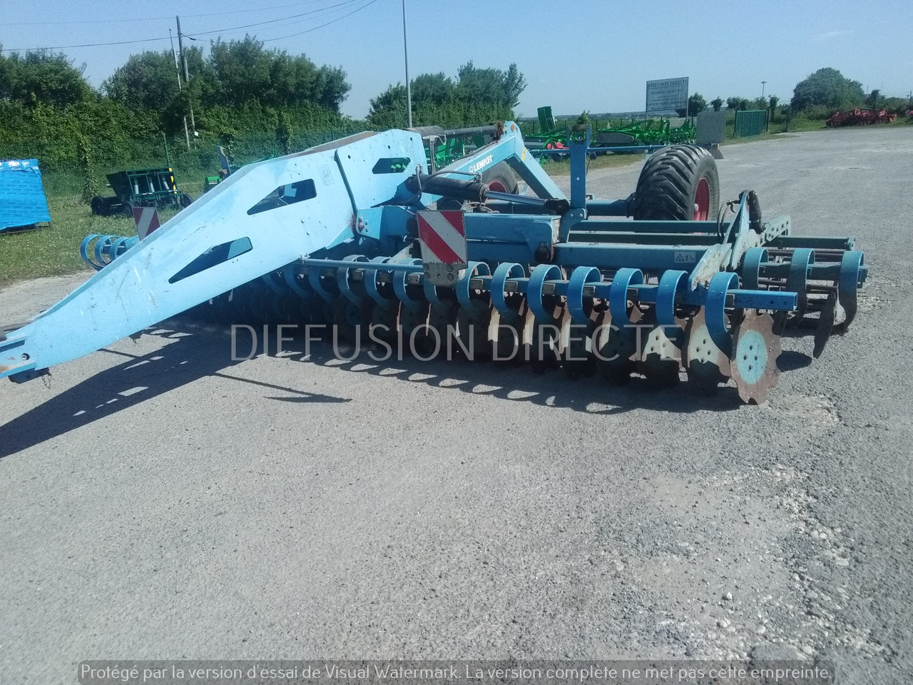LEMKEN DECHAUMEUR A DISQUES HELIODOR H 8 SF - Дисковий культиватор: фото 2 LEMKEN DECHAUMEUR A DISQUES HELIODOR H 8 SF - Дисковий культиватор: фото 2