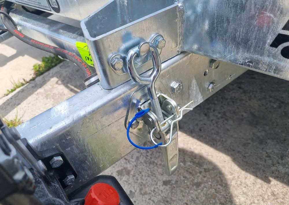 Новий Бортовий причіп/ Платформа TEMARED UNIVERSAL 5121/3 3.5T R10C SKLEJKA: фото 7 Новий Бортовий причіп/ Платформа TEMARED UNIVERSAL 5121/3 3.5T R10C SKLEJKA: фото 7