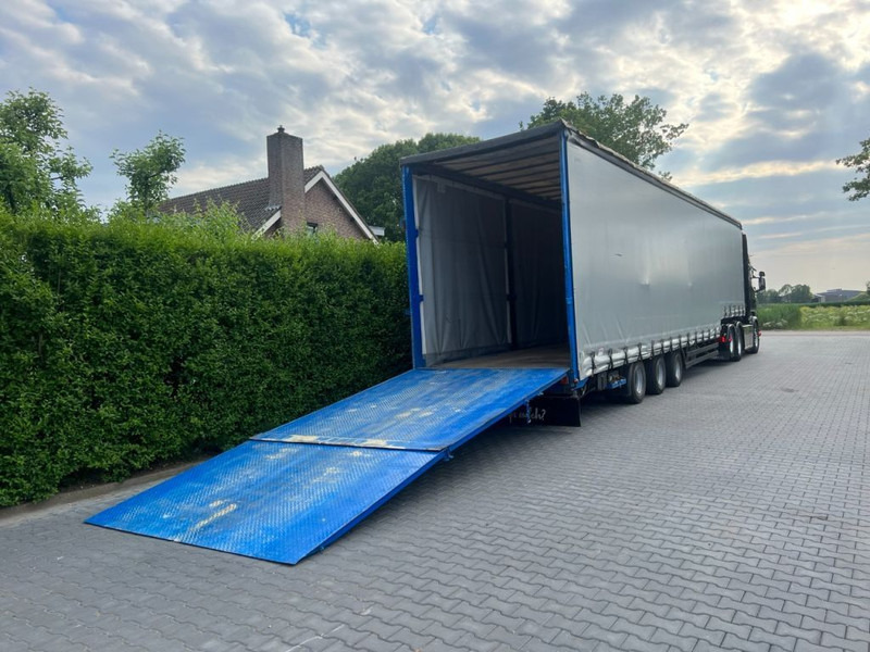 Kögel Semi dieplader met oprijklep - Низькорамна платформа напівпричіп: фото 3 Kögel Semi dieplader met oprijklep - Низькорамна платформа напівпричіп: фото 3