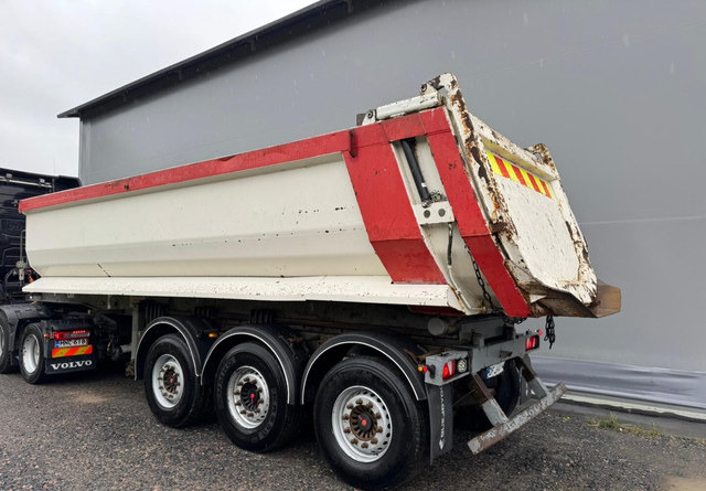 Carnehl3-aks Siirtoteli kippikärry - Самоскид напівпричіп: фото 3 Carnehl3-aks Siirtoteli kippikärry - Самоскид напівпричіп: фото 3