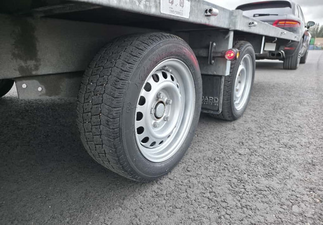 Бортовий причіп/ Платформа EduardP4 3000kg: фото 17 Бортовий причіп/ Платформа EduardP4 3000kg: фото 17