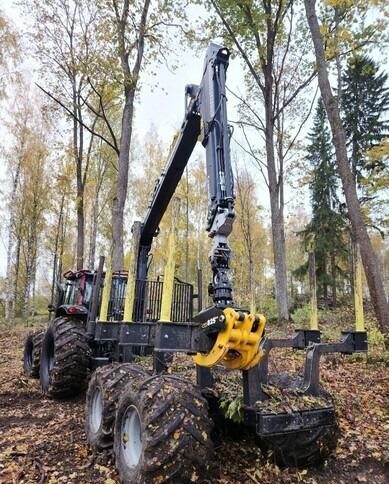 ValtraN123 + Kronos 140 4WDM + Cranab HC8 - Лісозаготівельна техніка: фото 3 ValtraN123 + Kronos 140 4WDM + Cranab HC8 - Лісозаготівельна техніка: фото 3