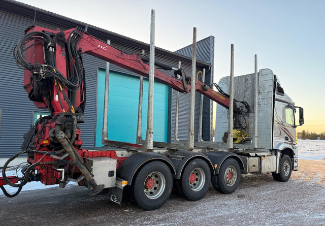 Mercedes-BenzArocs 8x4 Nosturilla! - Лісовоз, Вантажівка з маніпулятором: фото 5 Mercedes-BenzArocs 8x4 Nosturilla! - Лісовоз, Вантажівка з маніпулятором: фото 5