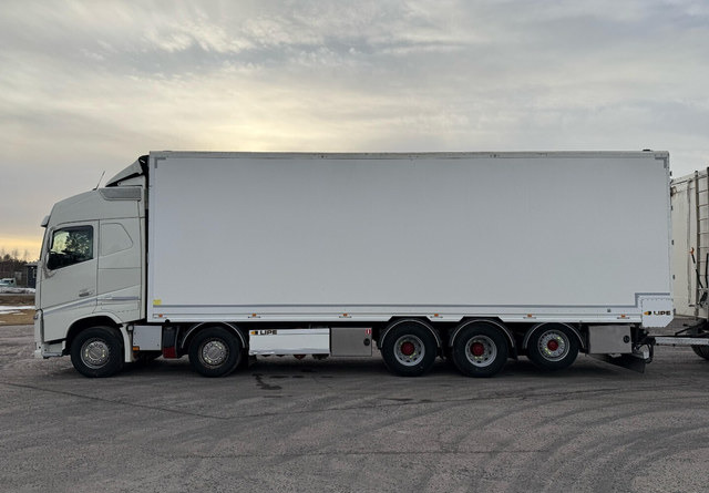 Volvo FH16 750 10x4 - Вантажівка з закритим кузовом: фото 2 Volvo FH16 750 10x4 - Вантажівка з закритим кузовом: фото 2