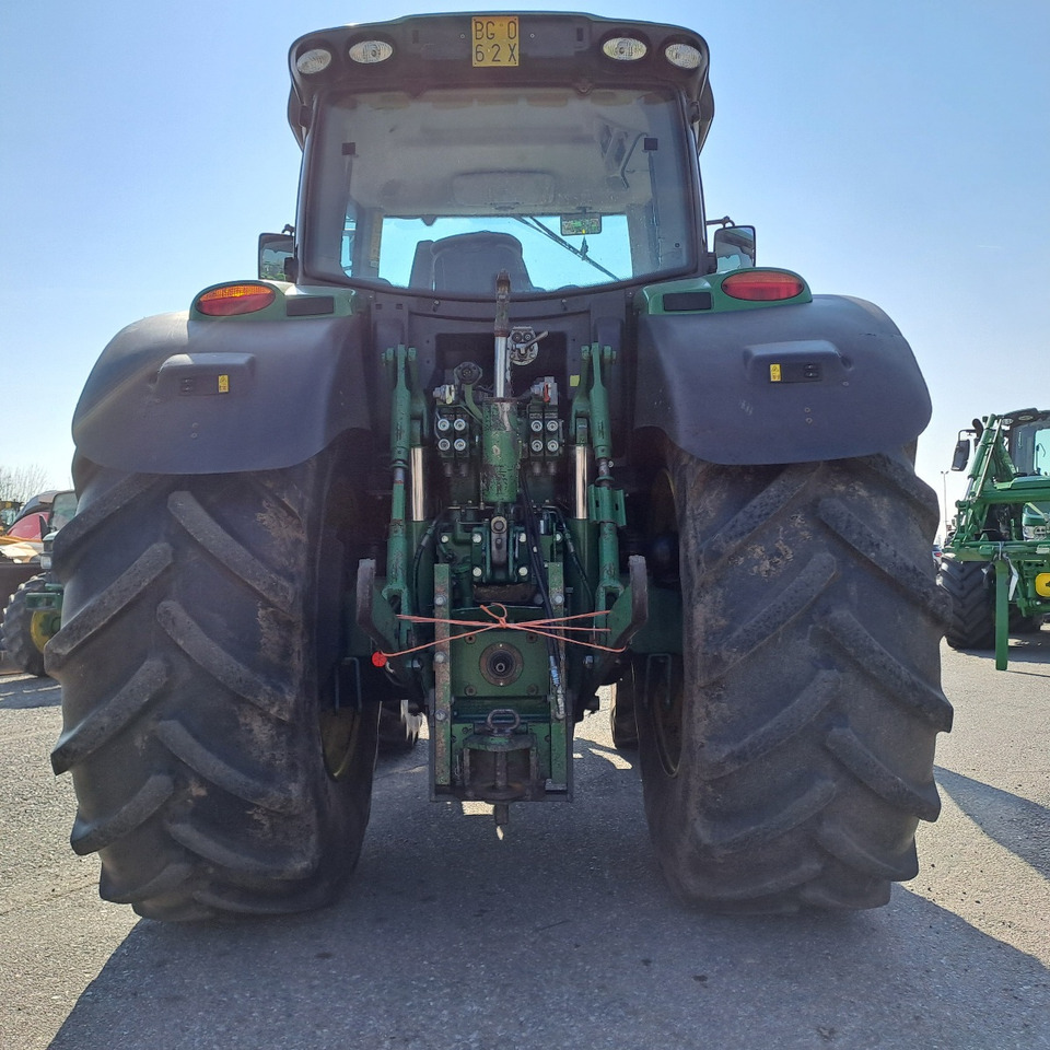 JOHN DEERE 6210R - Трактор: фото 4 JOHN DEERE 6210R - Трактор: фото 4